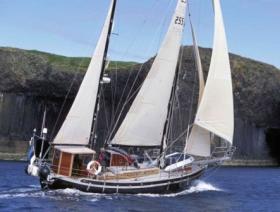 Yachtcharter Colin Archer Leif