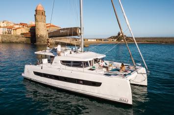 Yachtcharter Bali4 10