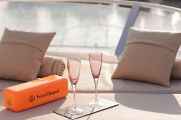 Yachtcharter SealineT60AURA 7