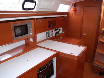 Yachtcharter Dufour375GrandLarge 7