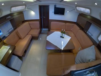 Yachtcharter Hanse445 12