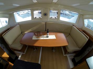 Yachtcharter Leopard38 8