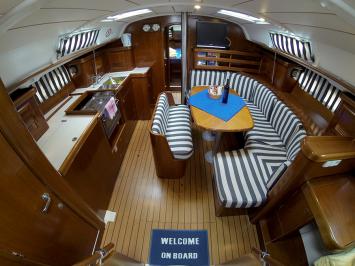 Yachtcharter Oceanis411Clipper 19