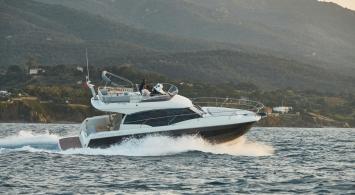 Yachtcharter Prestige420Fly