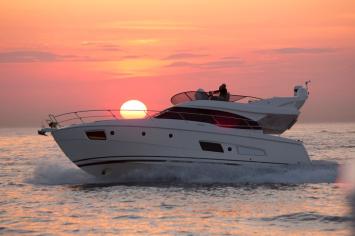 Yachtcharter Virtess420Fly 9