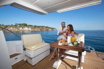 Yachtcharter Virtess420Fly 10