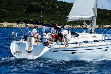 Yachtcharter Bavaria47Cruiser 9