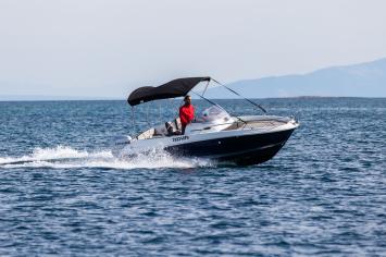 Yachtcharter CapCamarat5 3
