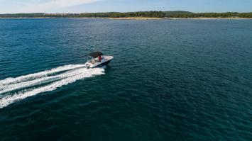 Yachtcharter CapCamarat5 7
