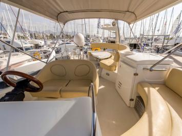 Yachtcharter Cranchi50Atlantique 5