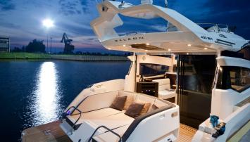 Yachtcharter Galeon430Skydeck 3