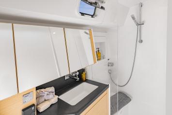 Yachtcharter Hanse460 3cab 15