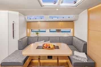 Yachtcharter Hanse460 4cab 11