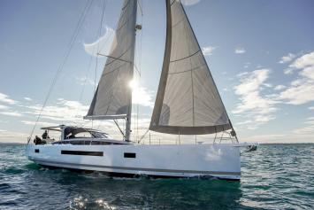 Yachtcharter Jeanneau65