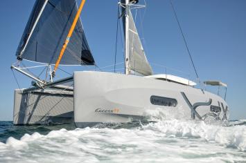 Yachtcharter Excess11 32cab 3