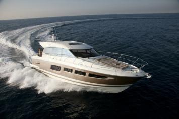 Yachtcharter Prestige560S