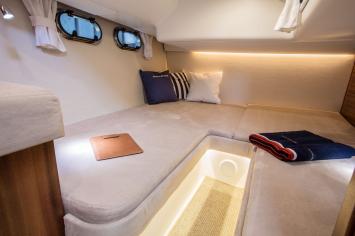 Yachtcharter Nimbus405Coupe 16