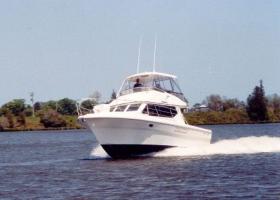 Yachtcharter Persuader