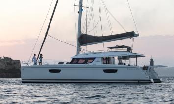 Yachtcharter FountainePajotSaba50 6cab 7