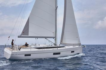 Yachtcharter BavariaC50Holiday 51cab 3