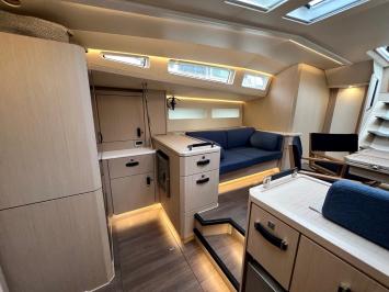 Yachtcharter Jeanneau60 5