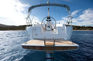 Yachtcharter BavariaCruiser32 6