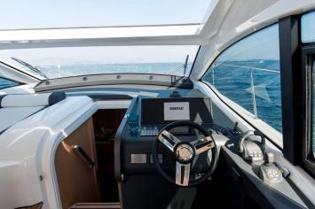 Yachtcharter BavariaSR41 7