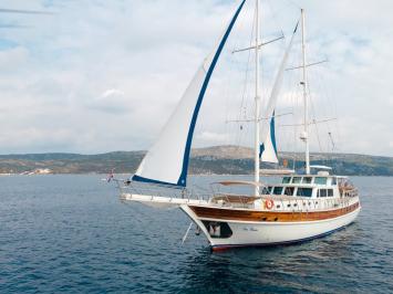 Yachtcharter SeaBreeze 5