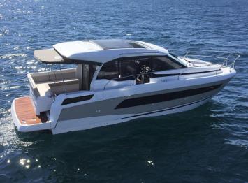 Yachtcharter Jeanneau NC 33 aussenansicht 3