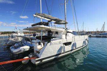 Yachtcharter FountainePajotElba45 42cab 2