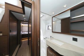 Yachtcharter Lagoon46 37