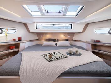 Yachtcharter SealineC335V 10