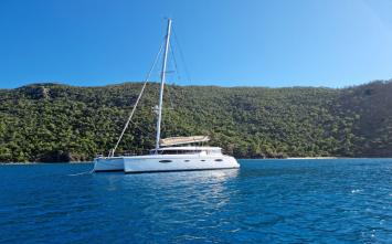 Yachtcharter Salina48Evolution