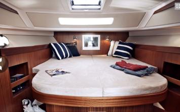 Yachtcharter Nimbus365Coupe 3