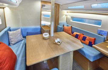 Yachtcharter SunOdyssey380Performance 5