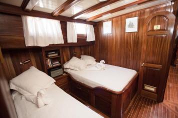 Yachtcharter WoodenMotorsailer90ft 26