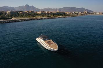 Yachtcharter Leopard23 31cab 4