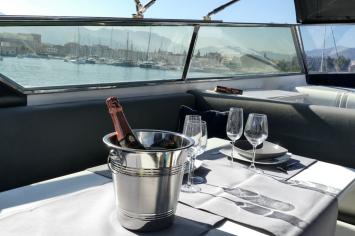 Yachtcharter Leopard23 31cab 10
