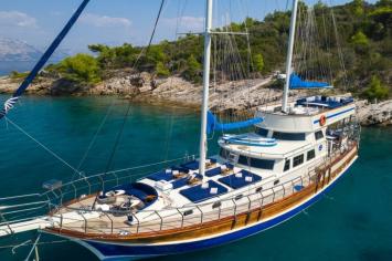 Yachtcharter GuletSaintLuca