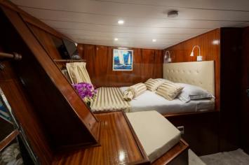 Yachtcharter GuletSaintLuca 33