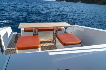 Yachtcharter Mazu42WA 12