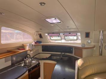 Yachtcharter Leopard4300 10
