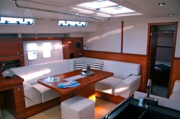 Yachtcharter Hanse545 4