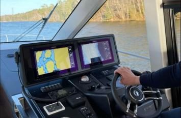 Yachtcharter Greenline45Fly 14