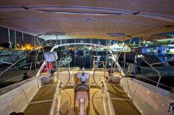 Yachtcharter Allures45 3