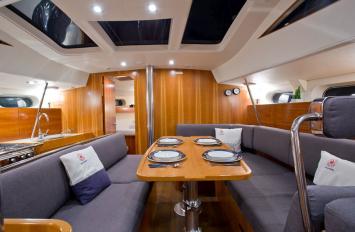 Yachtcharter Allures45 7