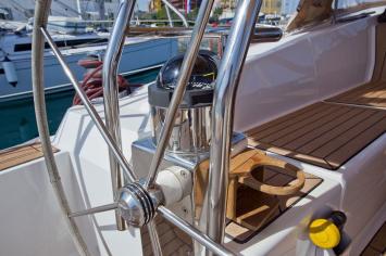 Yachtcharter Allures45 19