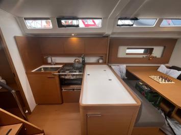 Yachtcharter First44 Checkmate 11