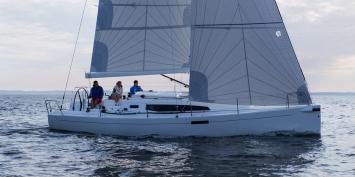 Yachtcharter J112