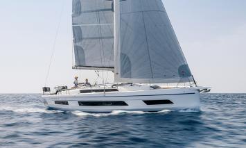 Yachtcharter Dufour41 3